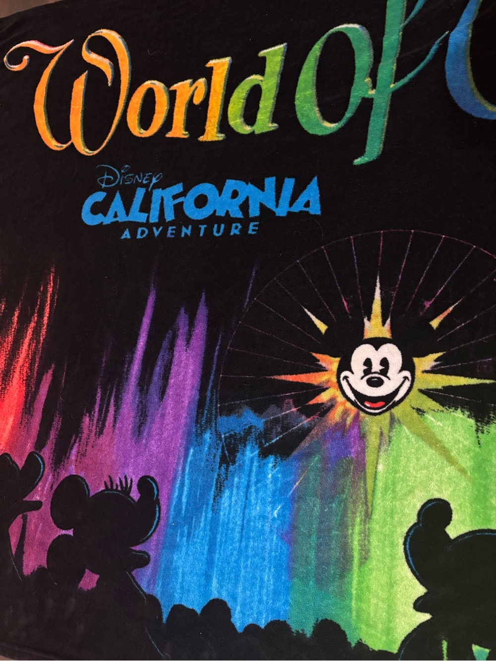 Rare Disney California Adventure ‘World of Color’ Mickey Mouse Fleece Blanket